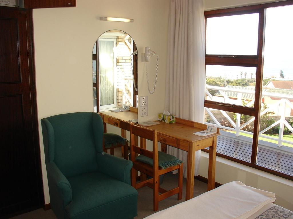 On The Bay Guesthouse Kruisfontein Phòng bức ảnh