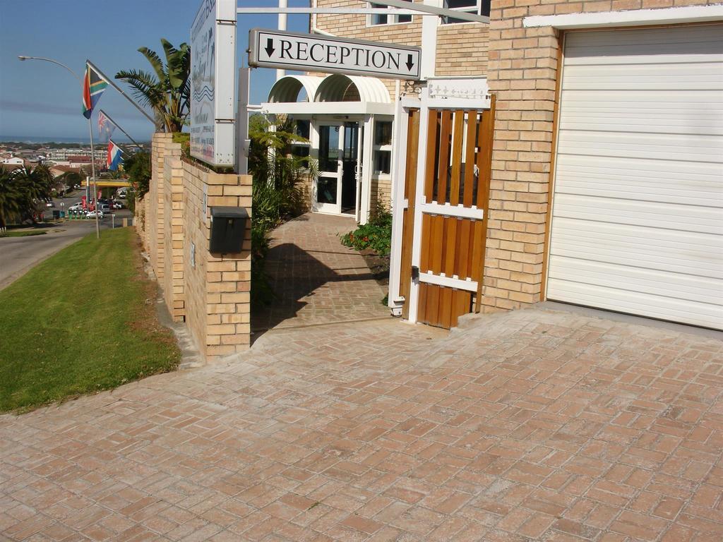 On The Bay Guesthouse Kruisfontein Ngoại thất bức ảnh