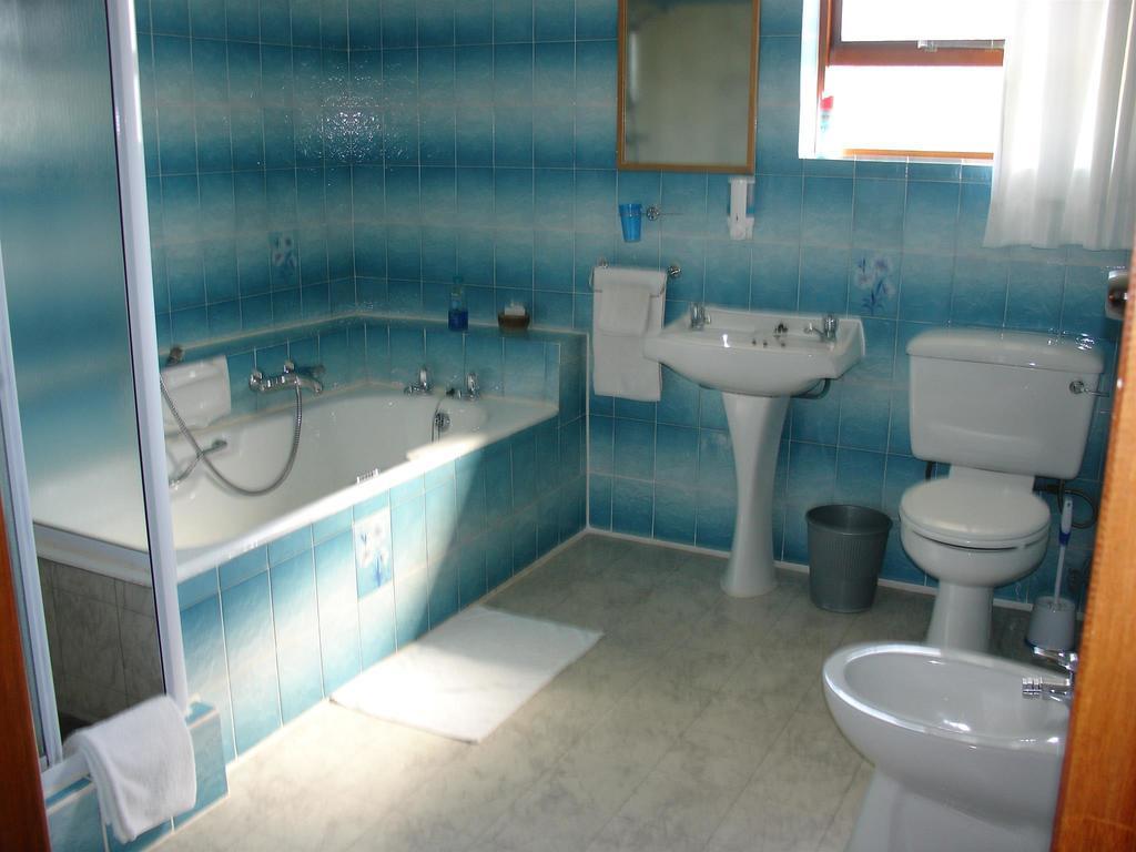 On The Bay Guesthouse Kruisfontein Phòng bức ảnh